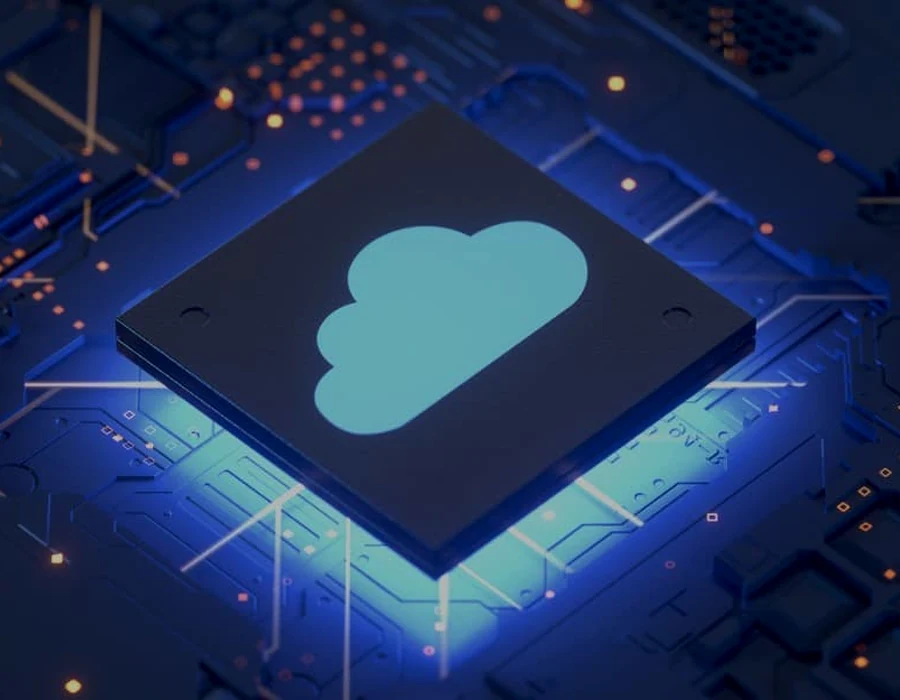 Cloud și infrastructură proprie